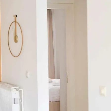 Eri Apartment *